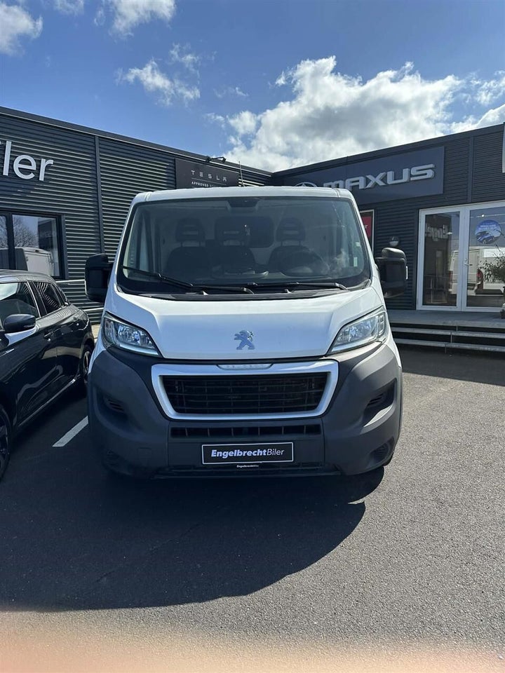 Peugeot Boxer 330 2,2 HDi 130 Kassevogn L2H1