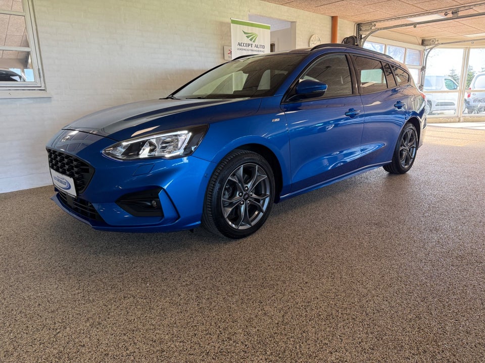 Ford Focus 1,5 EcoBlue ST-Line Business stc. 5d