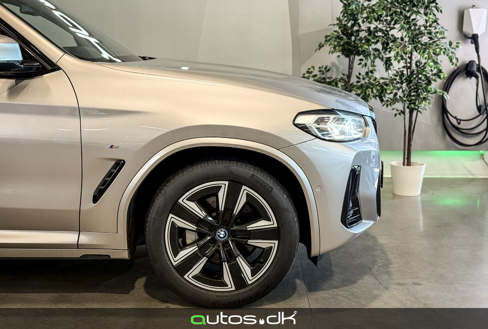BMW iX3 Charged M-Sport 5d
