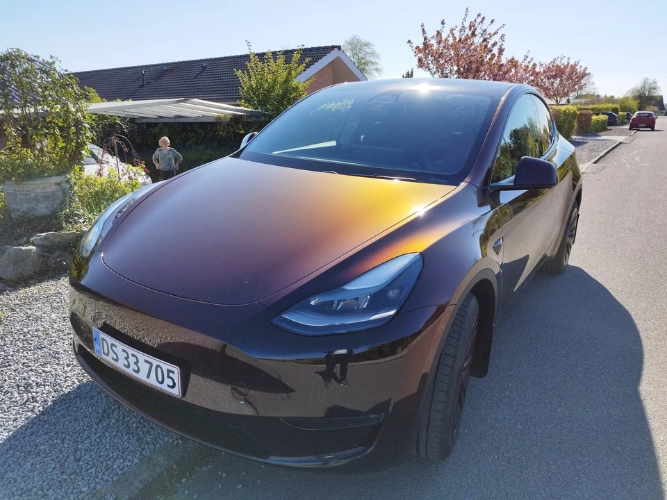 Tesla Model Y Long Range AWD 5d