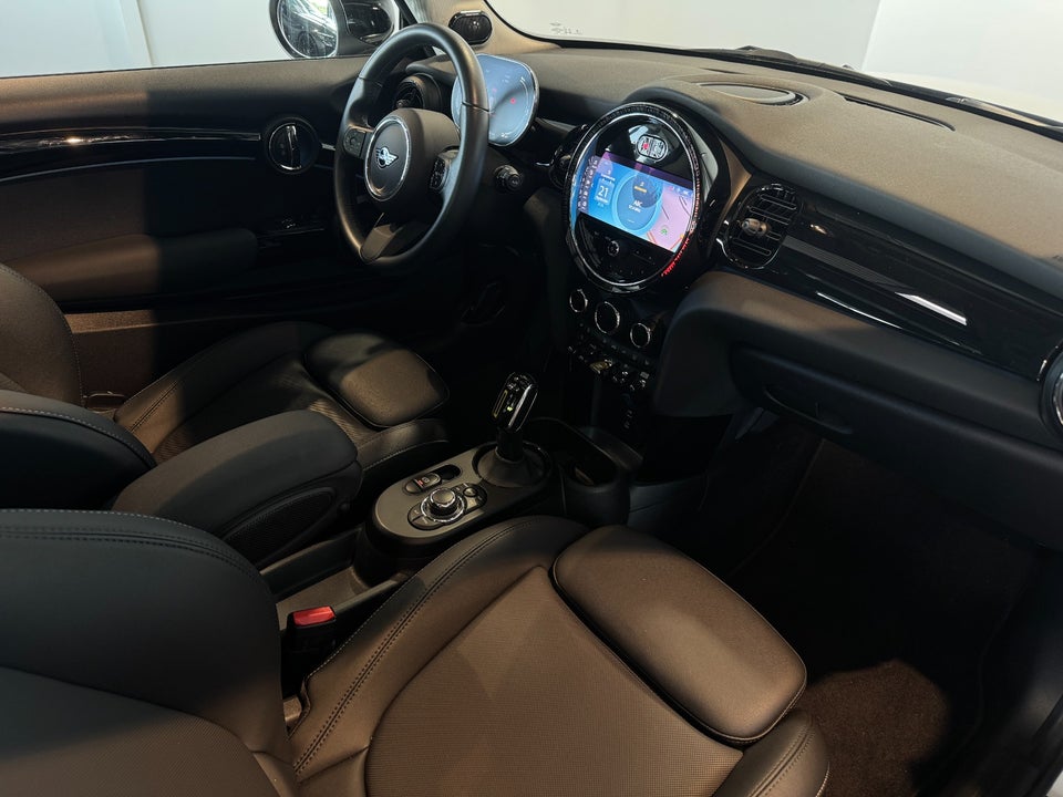 MINI Cooper SE Classic 3d