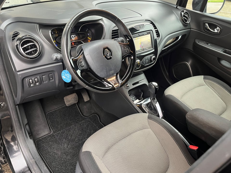 Renault Captur 1,5 dCi 90 Expression EDC 5d