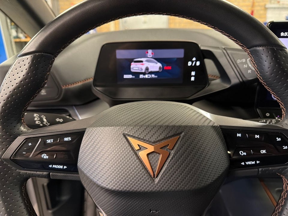 Cupra Born 58  5d