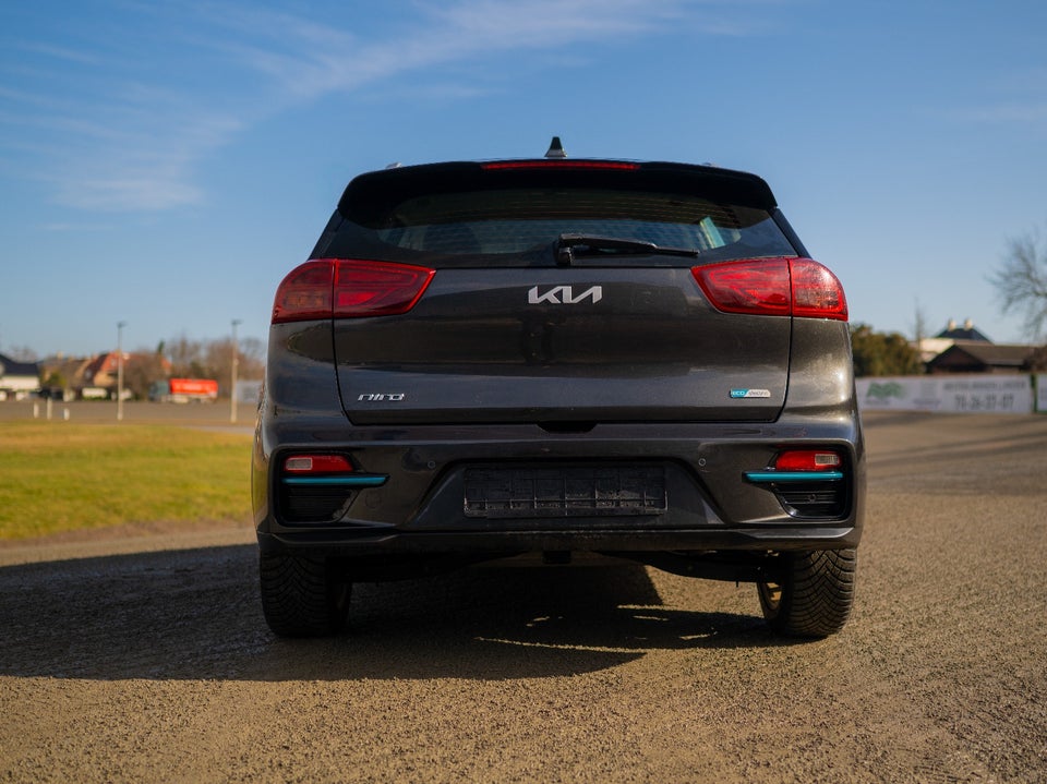 Kia Niro 64 EV Vision 5d