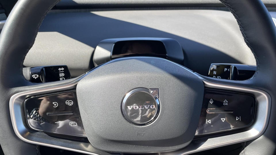 Volvo EX30 Extended Range Plus 5d