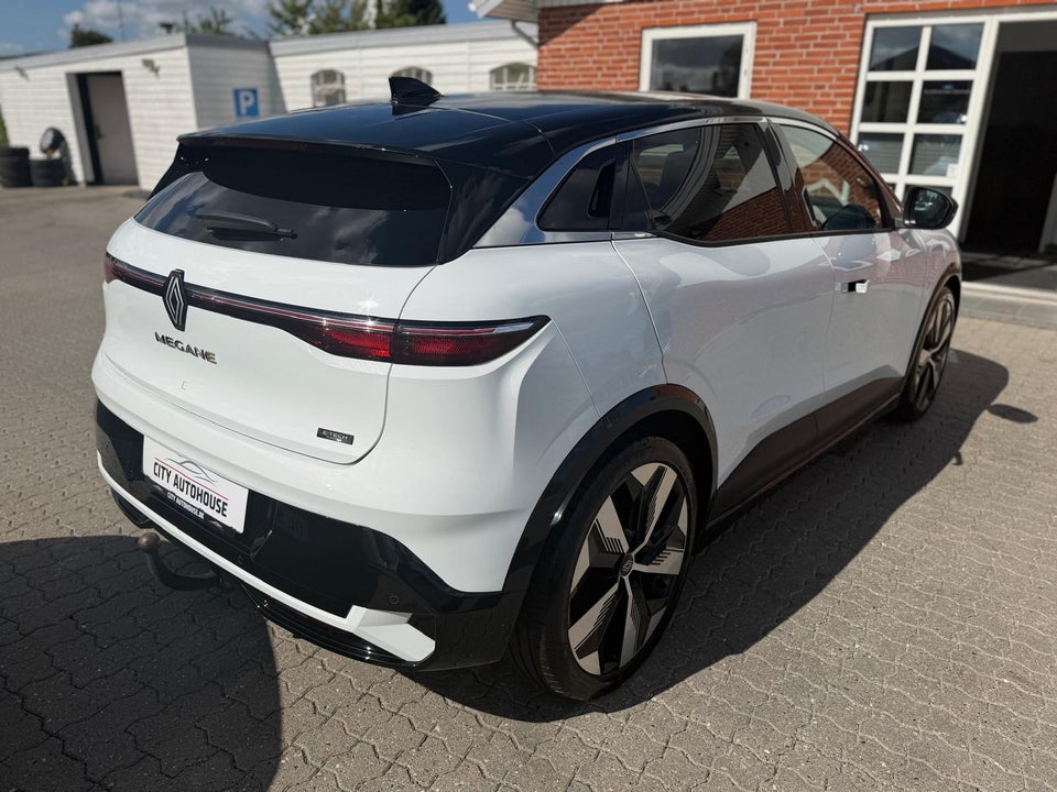 Renault Megane E-Tech 60 Techno 5d