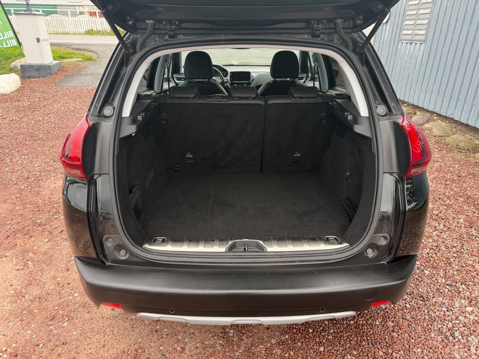 Peugeot 2008 1,6 BlueHDi 100 Allure 5d
