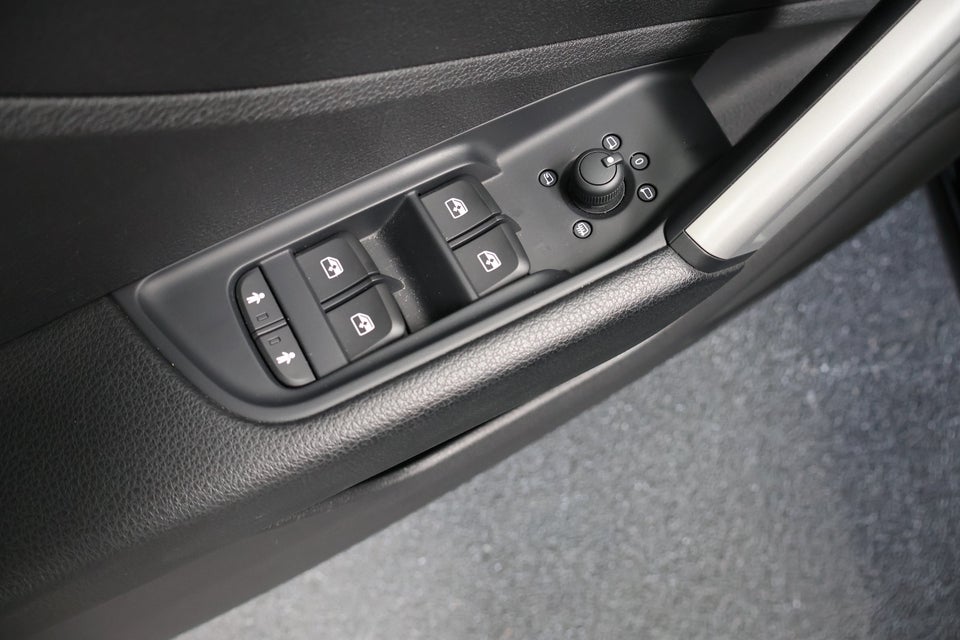 Audi Q2 30 TDi Prestige S-tr. 5d