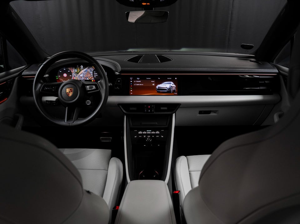 Porsche Macan 5d