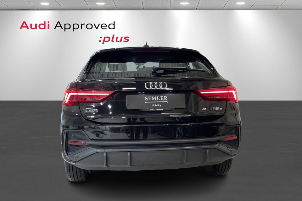 Audi Q3 45 TFSi e Attitude plus Sportback S-tr. 5d