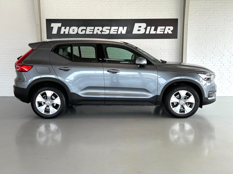 Volvo XC40 2,0 D4 190 Momentum aut. AWD 5d