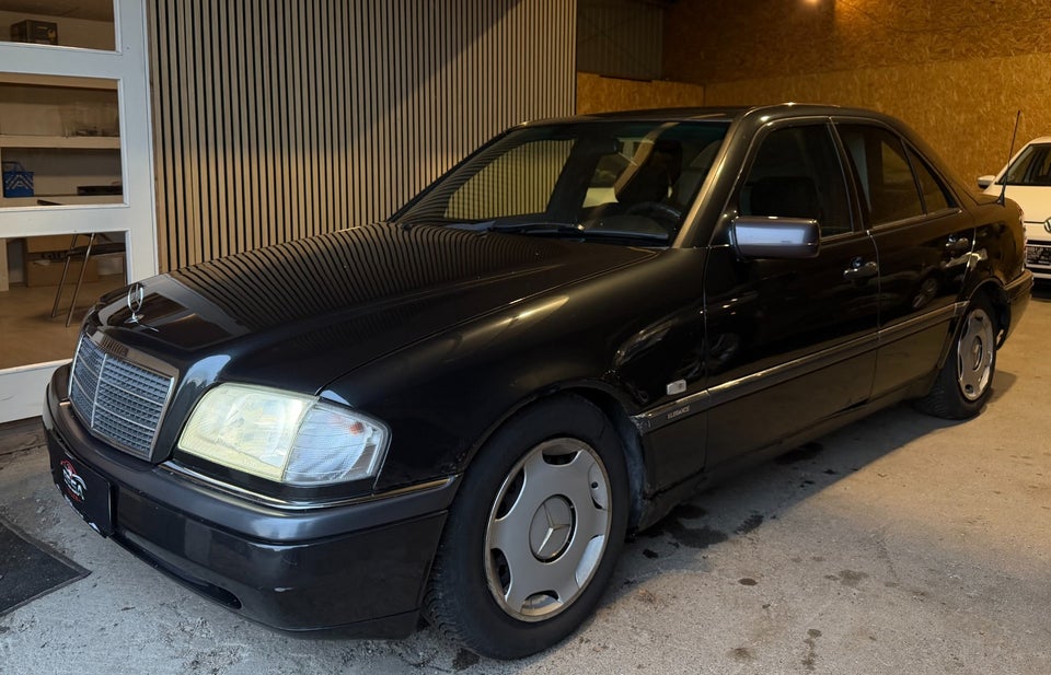Mercedes C180 1,8 Elegance aut. 4d