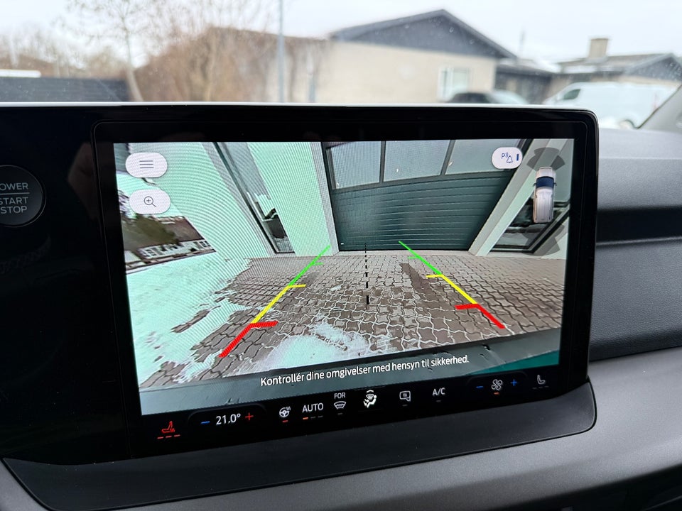 Ford E-Transit Courier 43 Limited