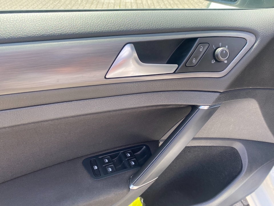 VW Golf VII 1,5 TSi 150 Comfortline DSG 5d