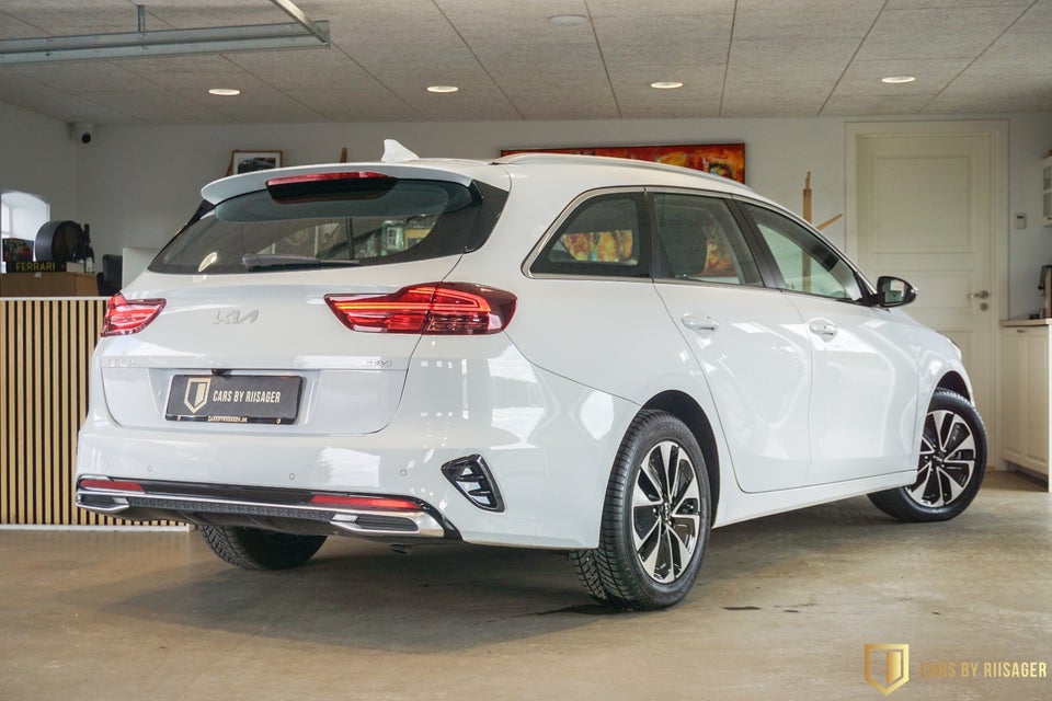 Kia Ceed 1,6 PHEV Prestige SW DCT 5d