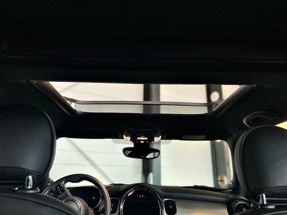 MINI Cooper SE Yours Trim 3d