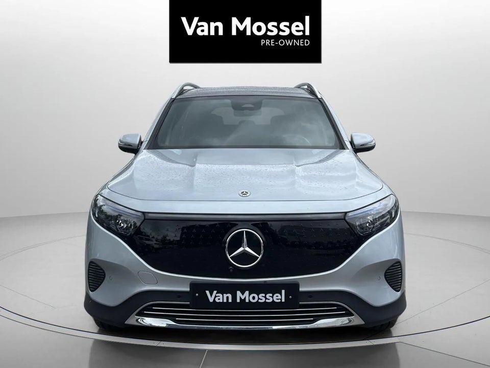 Mercedes EQB300 Progressive Advance Plus 4Matic 5d