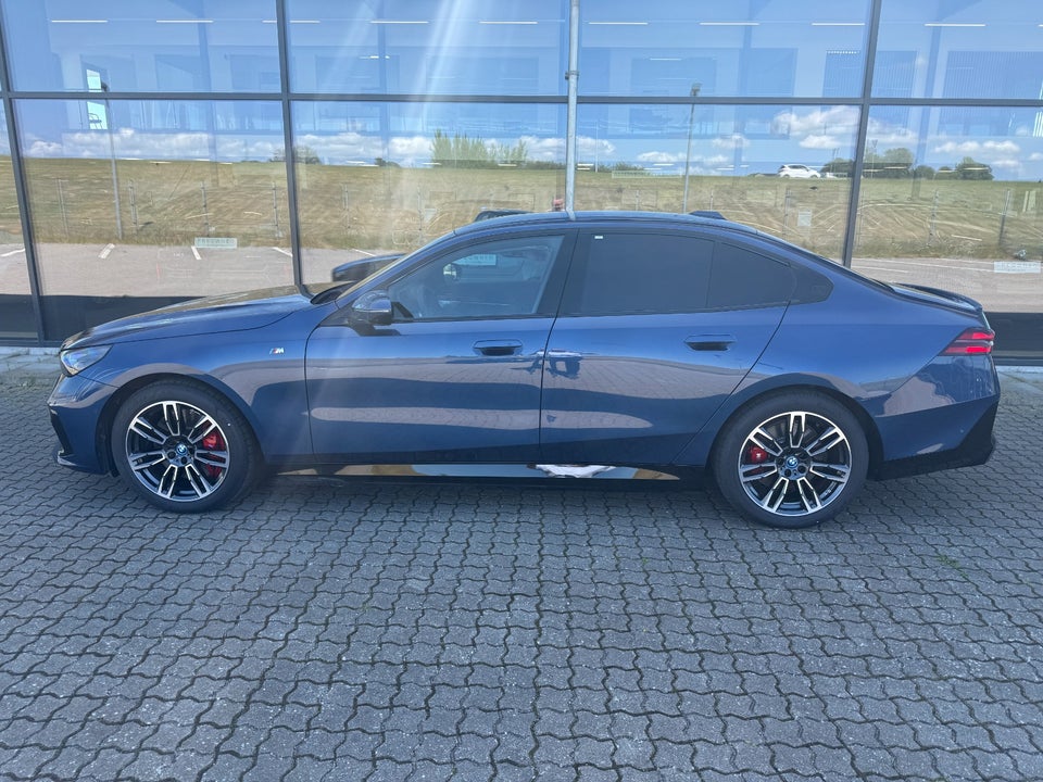 BMW i5 eDrive40 M-Sport Pro 4d
