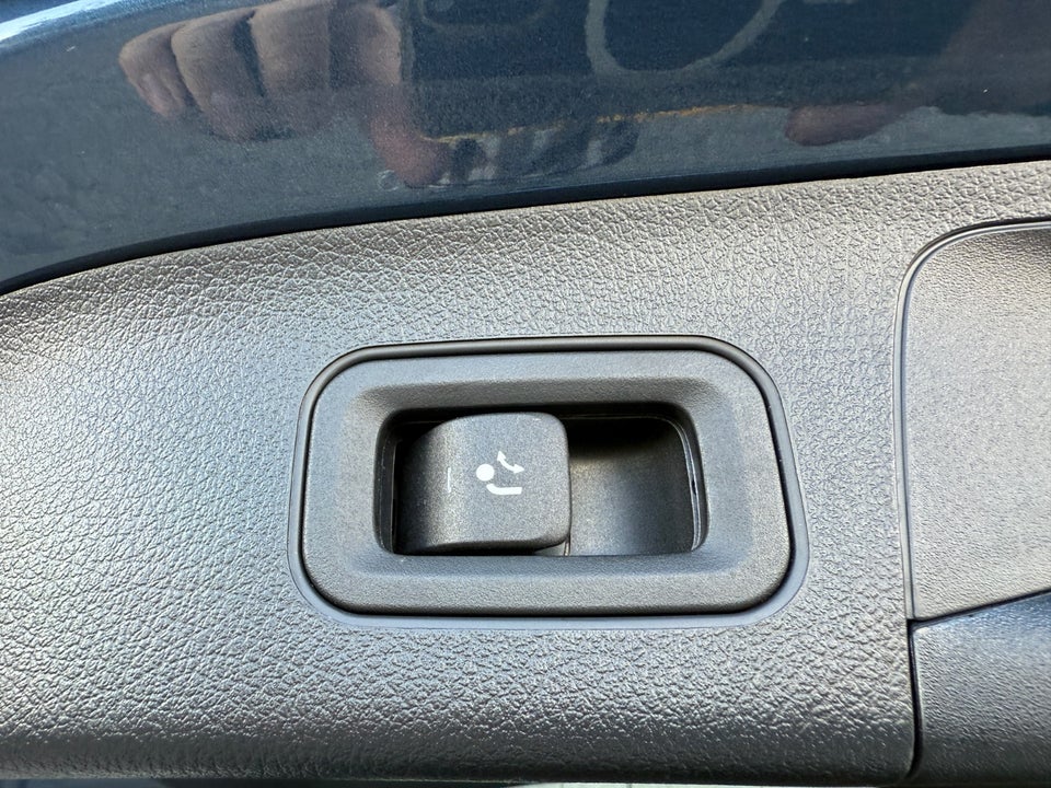 Mercedes EQA300 Progressive 4Matic 5d