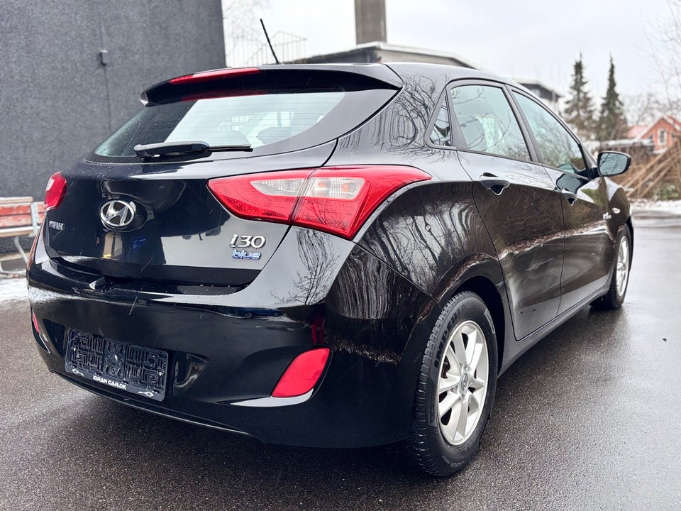 Hyundai i30 1,6 CRDi 110 Style Eco 5d