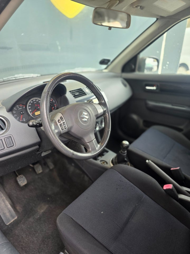 Suzuki Swift 1,3 GL-A 5d