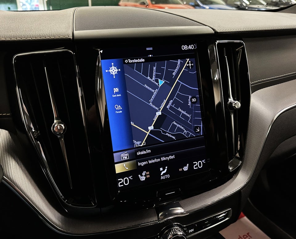 Volvo XC60 2,0 D4 190 R-Design aut. 5d