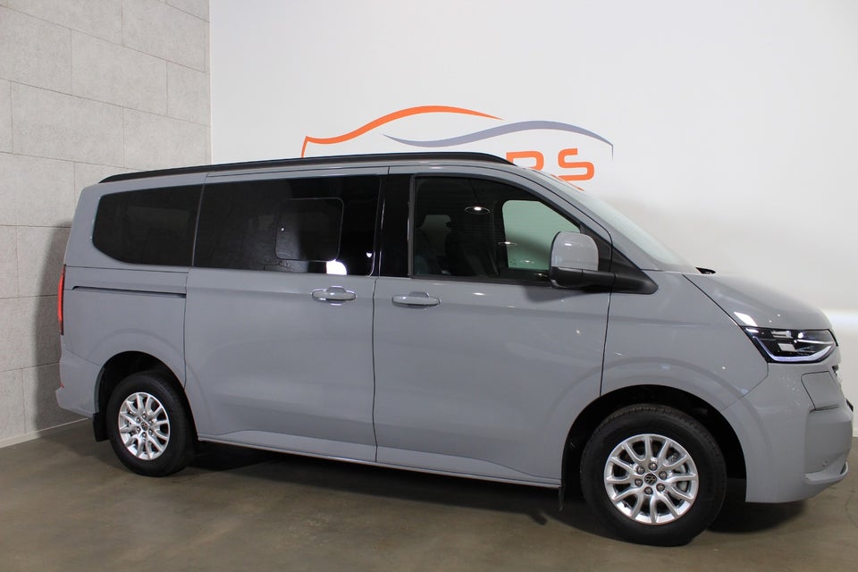 VW e-Caravelle 64 Style SWB