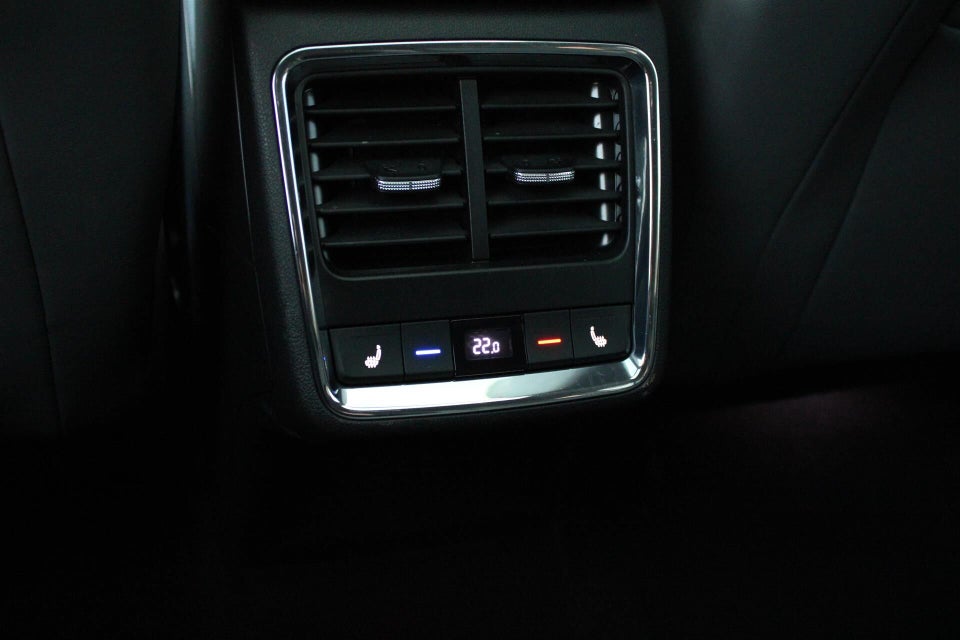 Skoda Enyaq 80x iV 5d