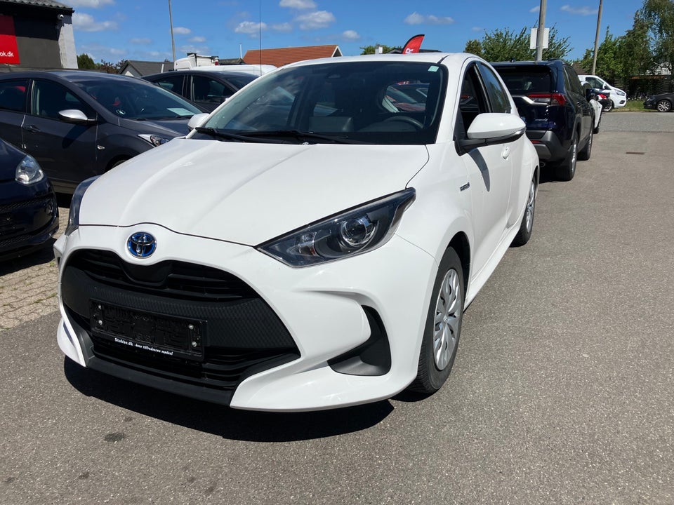 Toyota Yaris 1,5 Hybrid H1 e-CVT 5d