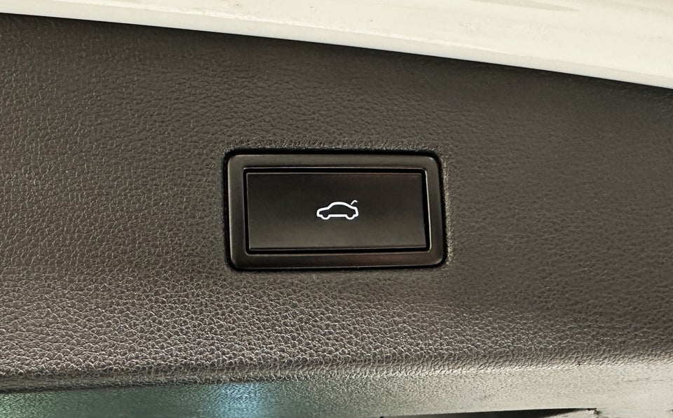 VW Tiguan 2,0 TDi 190 R-line DSG 4Motion 5d