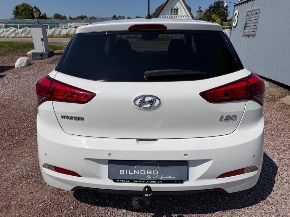 Hyundai i20 1,25 Elegance 5d