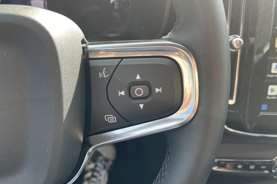 Volvo XC40 ReCharge Extended Range Core 5d