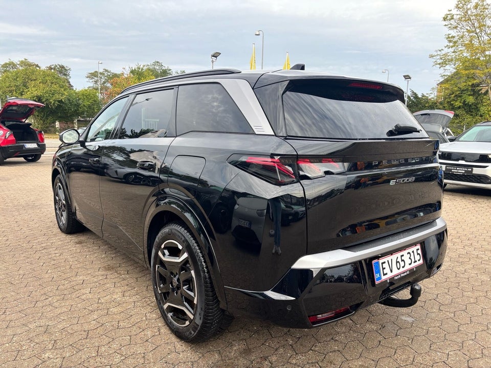 Peugeot e-5008 77 GT 7prs 5d