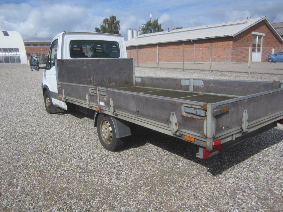 Iveco Daily 2,3 35C12 4100mm Lad AG 2d