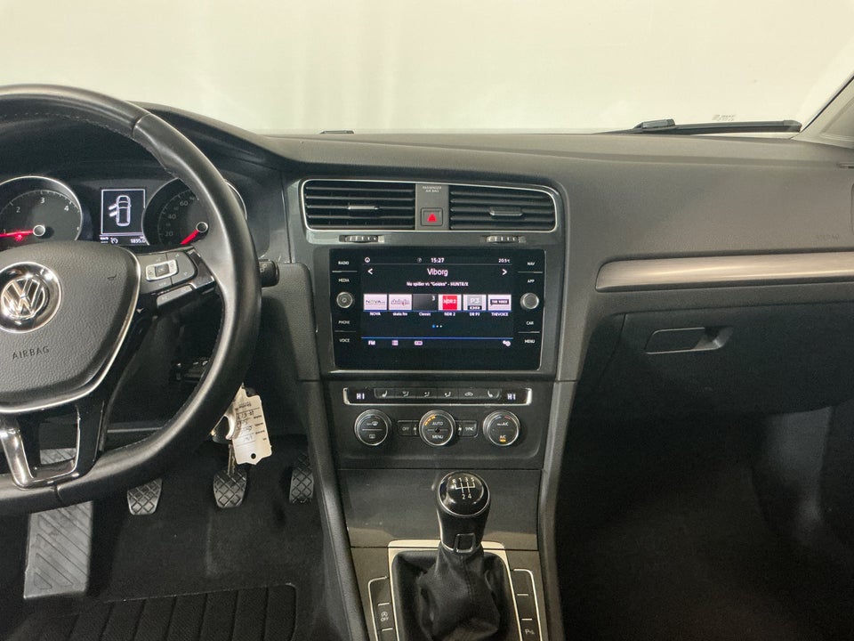 VW Golf VII 1,6 TDi 115 Comfortline Variant 5d