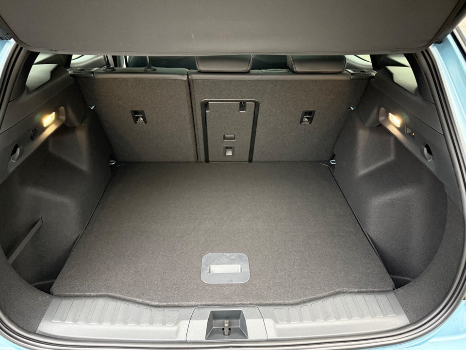 Ford Explorer 82 Premium Extended Range 5d