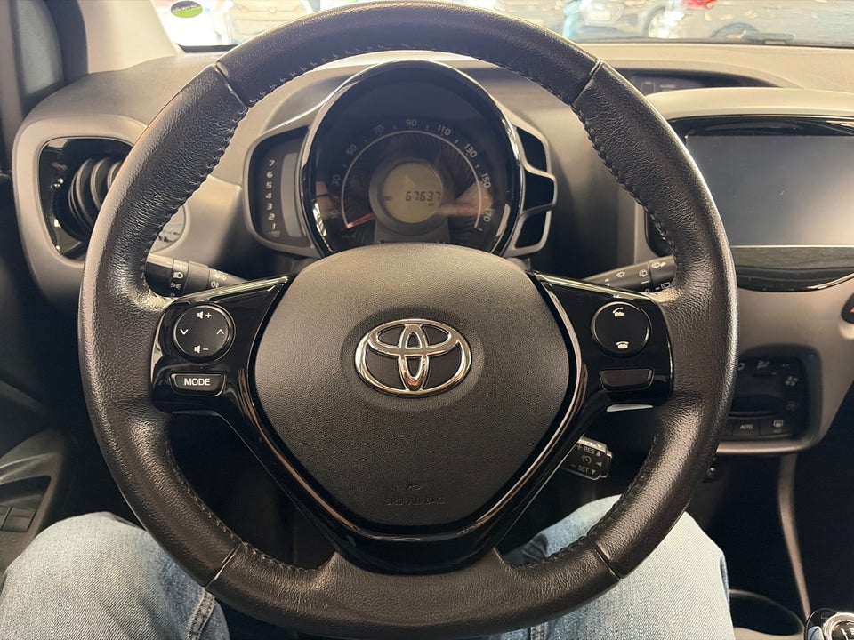 Toyota Aygo 1,0 VVT-i x-cite 5d
