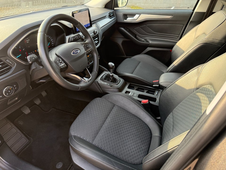 Ford Focus 1,5 EcoBoost Titanium Business stc. 5d