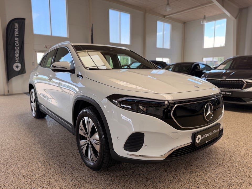 Mercedes EQA250 5d