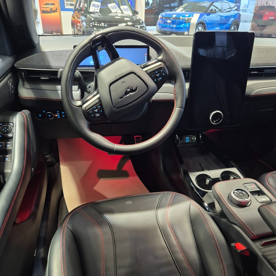 Ford Mustang Mach-E 98 Premium Extended Range 5d