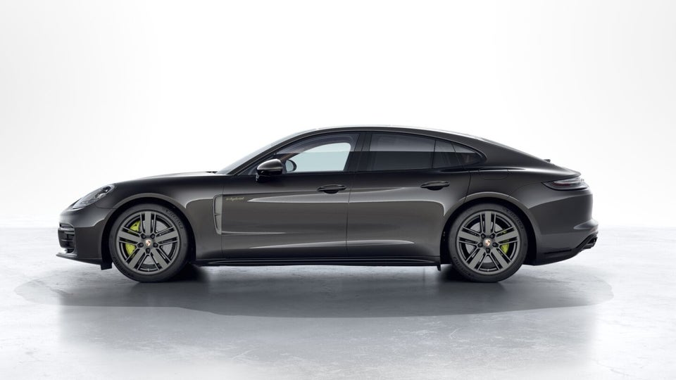 Porsche Panamera 4 2,9 E-Hybrid Platinum Edition PDK 5d
