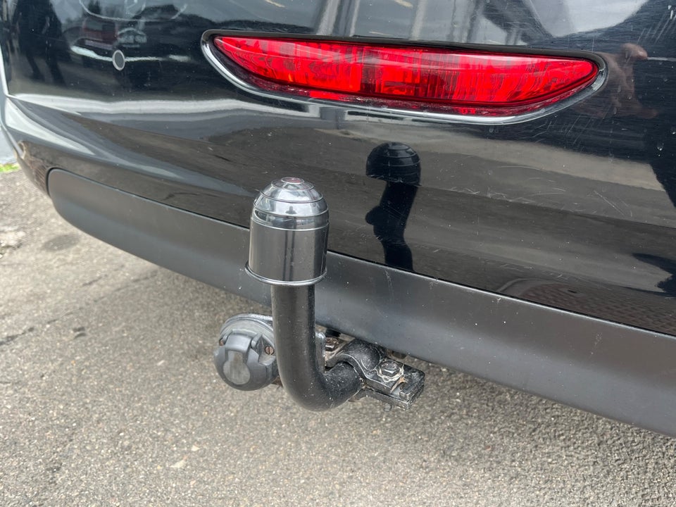 Peugeot 208 1,5 BlueHDi 100 Allure Sky 5d