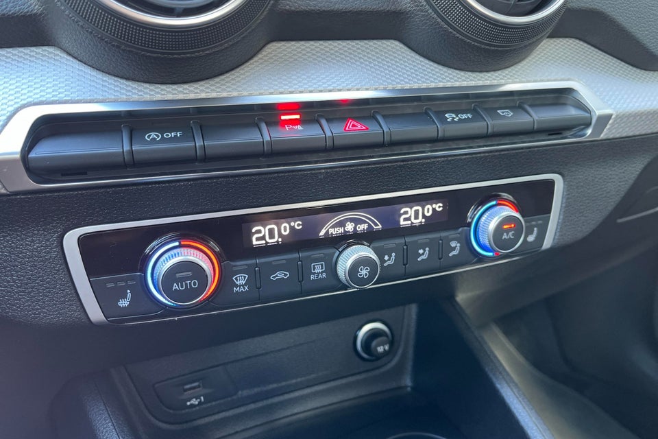 Audi Q2 35 TFSi Prestige S-tr. 5d