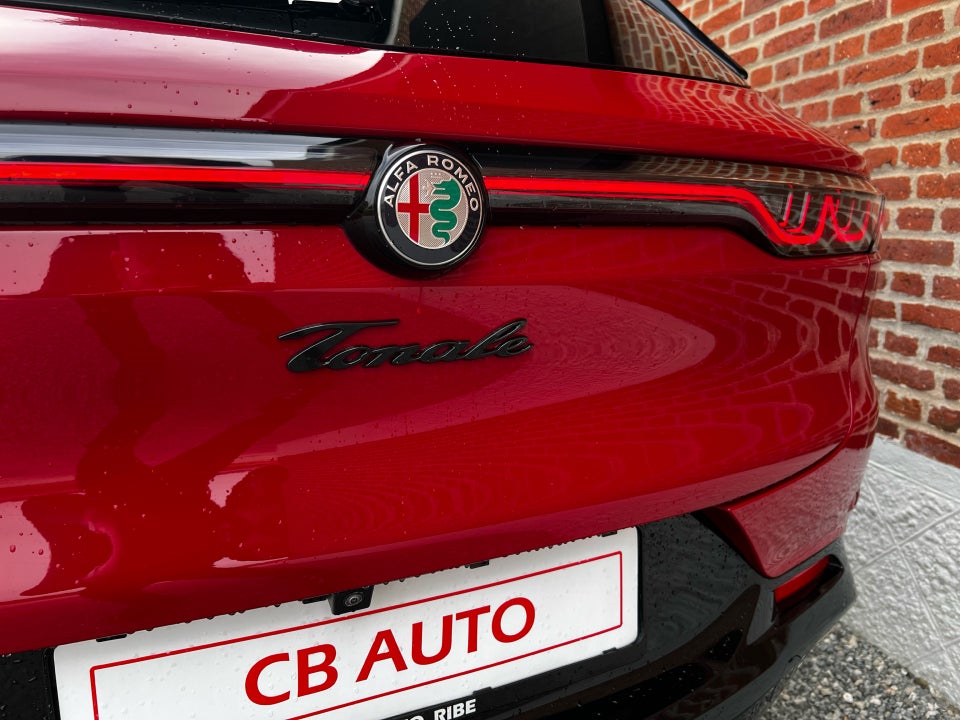 Alfa Romeo Tonale 1,3 PHEV Speciale aut. Q4 5d