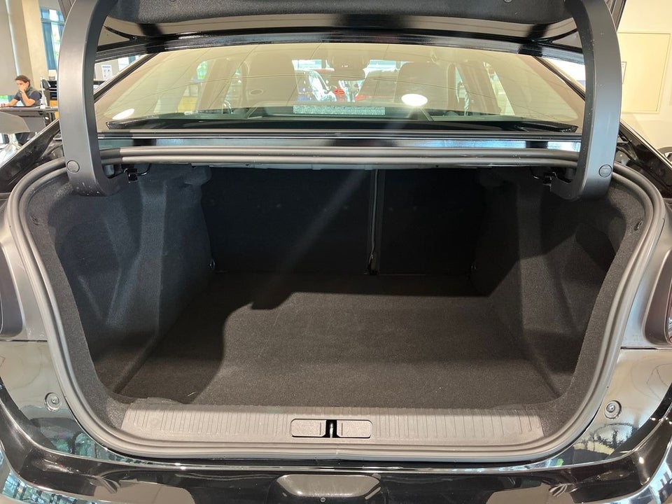 Citroën ë-C4 X 54 Plus 4d