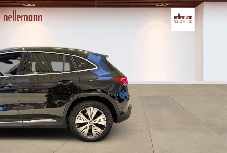 Mercedes EQA300 Progressive 4Matic 5d