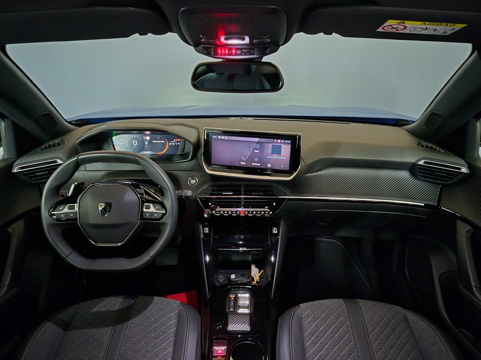 Peugeot 2008 1,2 PureTech 130 Allure EAT8 5d