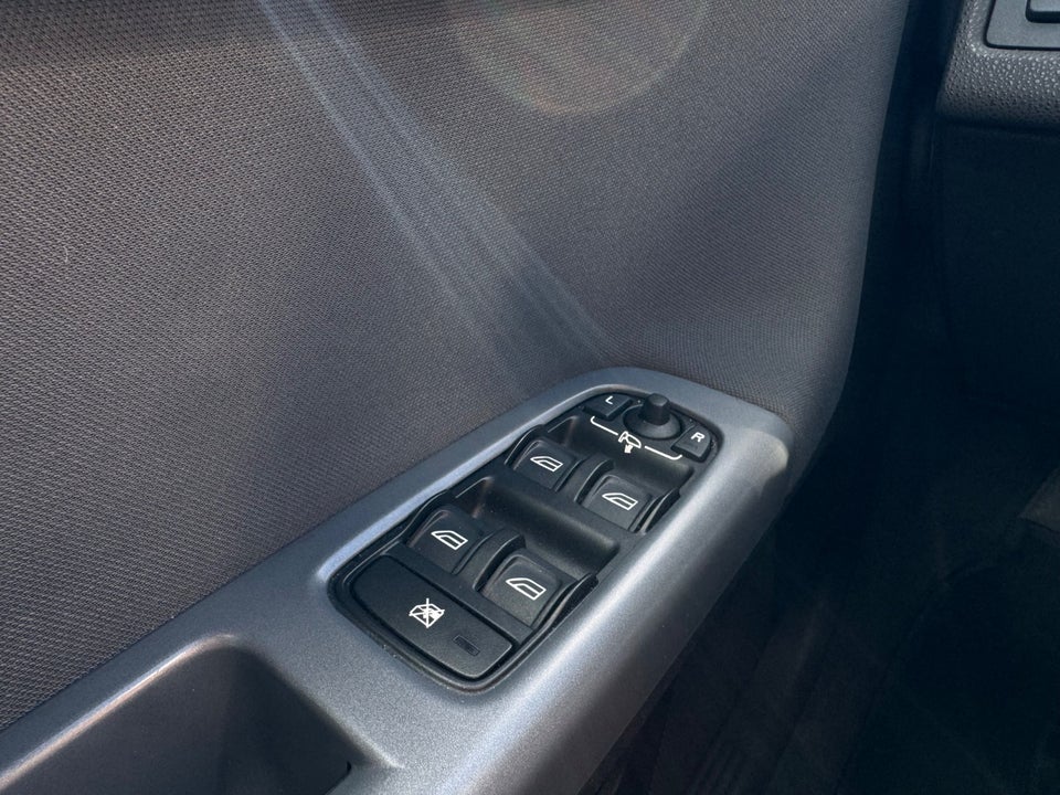 Volvo S40 1,6 D Momentum 4d