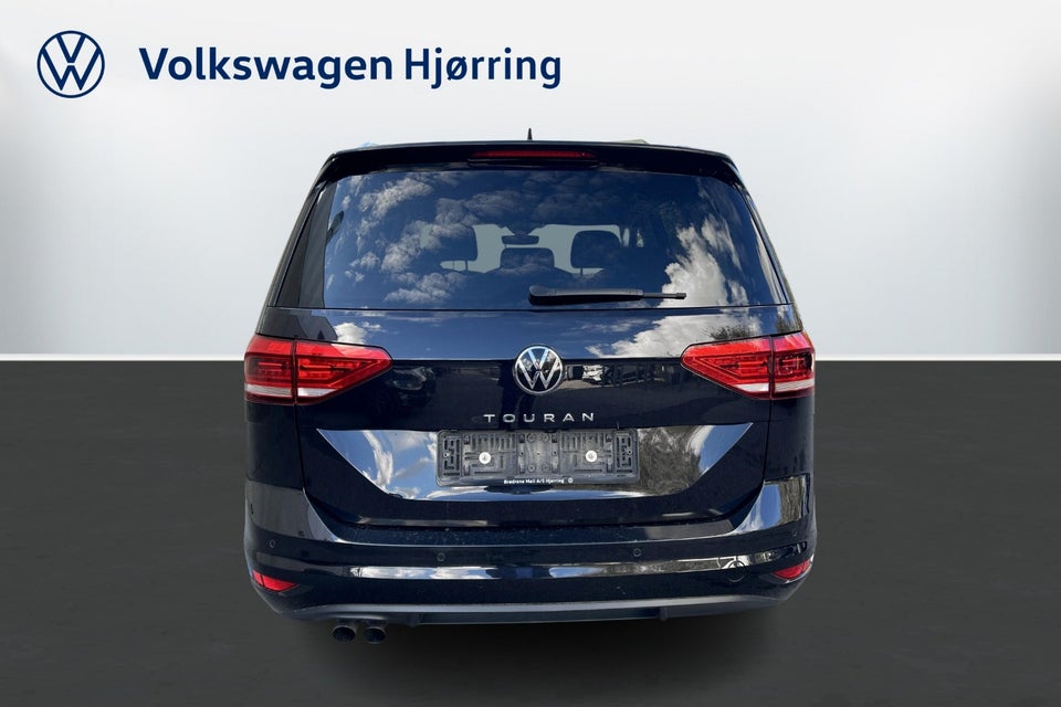 VW Touran 2,0 TDi 150 Highline+ DSG 7prs 5d