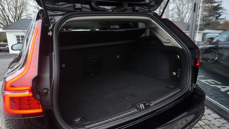 Volvo V60 2,0 D4 190 Momentum aut. 5d